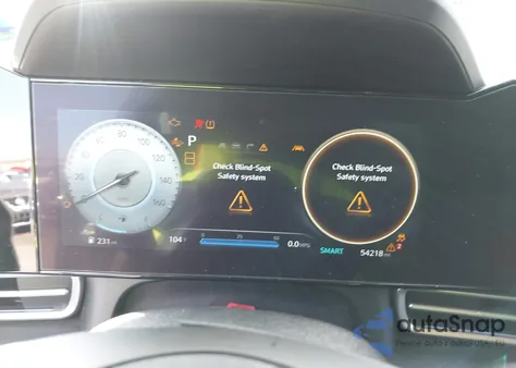 2024 Hyundai Elantra Sel z USA, uszkodzony, nr VIN KMHLM4DG3RU638860